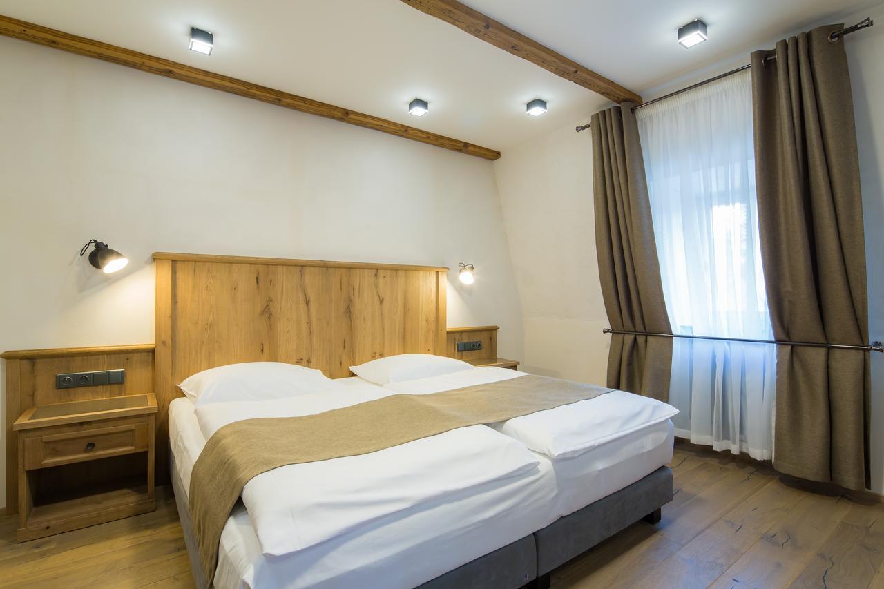 Hotel Male Versailles Karlovy Vary Dış mekan fotoğraf