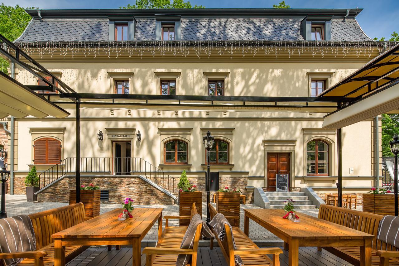 Hotel Male Versailles Karlovy Vary Dış mekan fotoğraf